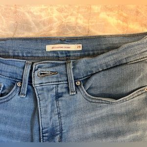 Levis 311 shaping skinny jeans